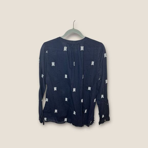 Ann Taylor Loft Softened Navy White Embroidered Turtles Size Large - Picture 3 of 6